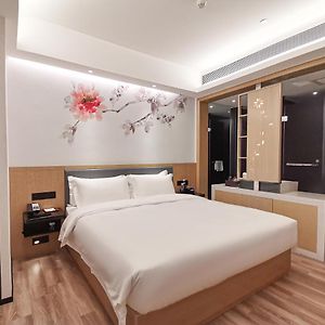 Standaard Kamer met een King Size Bed